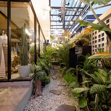 Yolo Bangkok Boutique Hotel-3